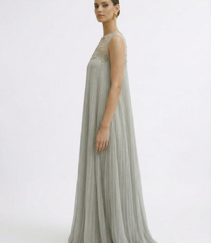 The Delicate Emerald